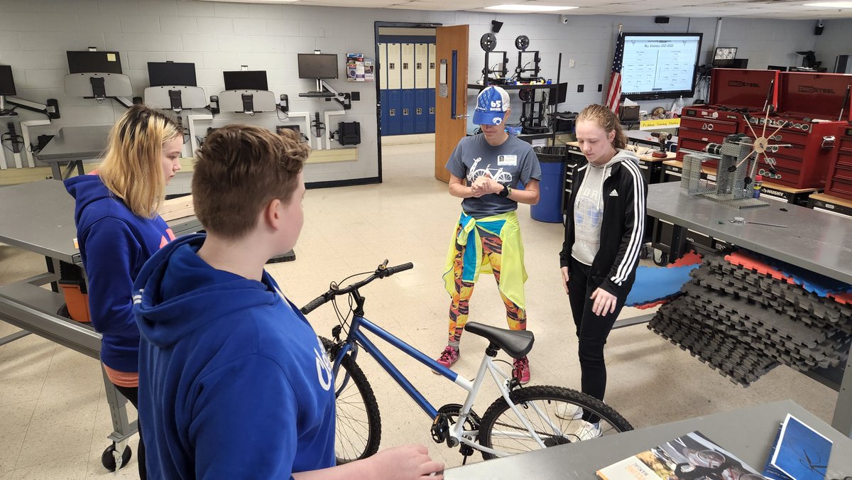 Gluckaneering's tweet photo. Thank you to Gina Simpson from Bike Walk Cleveland for talking to our Engineering Design &amp; Development class about their Blue Raider Cycles project! #BikeWalkCleveland https://t.co/Pq9KLyKT5S