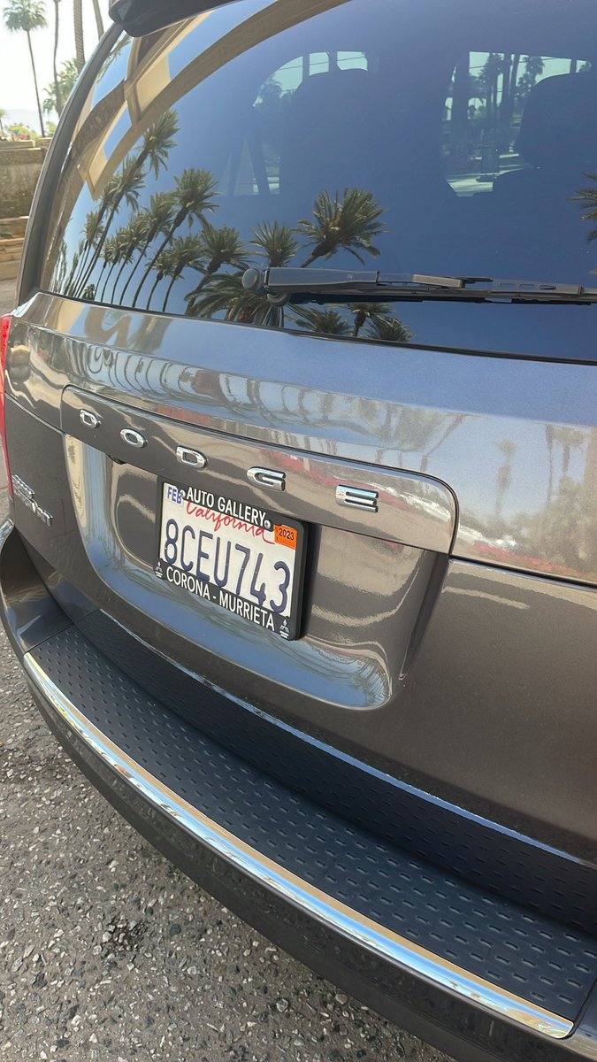 Hey Coachella friends! (Especially ladies)

If you order a @Lyft and this is your driver, DO NOT GET IN THIS CAR. 

After refusing to give me his name when I told him I felt unsafe because of his very erratic behavior, he let me out. 

I am now stranded outside &amp; very shaken up.