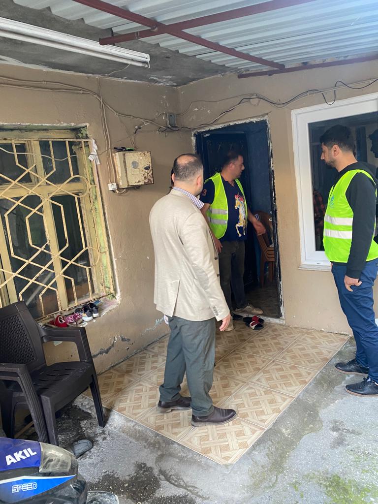 antakyayadeva's tweet photo. Hatay'ın ve Antakya'nın #DEVA'ları Maşuklu  mahallesindeydi.

#Ramazan'ın geleneğini yaşatmak için #günde50kapı pide dağıtımı etkinliğimize #DEVA'm ediyoruz.

“DEVA Partisi iş başına geçtiğinde herkesin eli ekmek tutacak.”
💧🌱
#bizyaparız https://t.co/stmSPQnajg