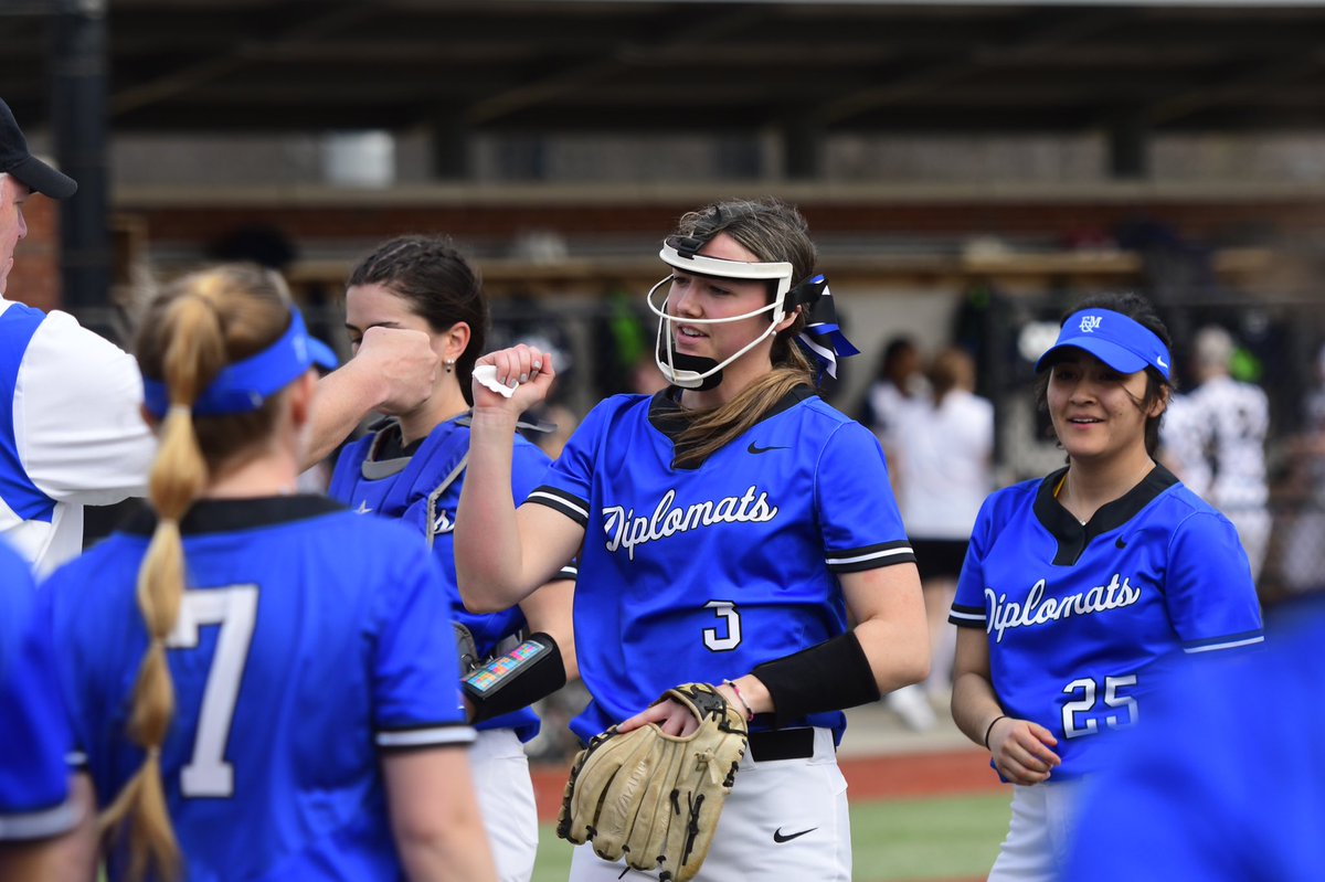 Last home games of the season: 
𝗦𝗛𝗔𝗞𝗘 𝗧𝗛𝗘 𝗕𝗔𝗞𝗘

🆚 Washington
🕒 3PM &amp; 5PM
📍 Baker Field
💻 godiplomats.com/links/ztuvh3