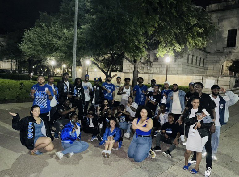 Great time with the Blu &amp; White Fam <a href="/TX_NPHC/">Texas NPHC</a> hump day 🔵⚪️🕊🤘🏾‼️