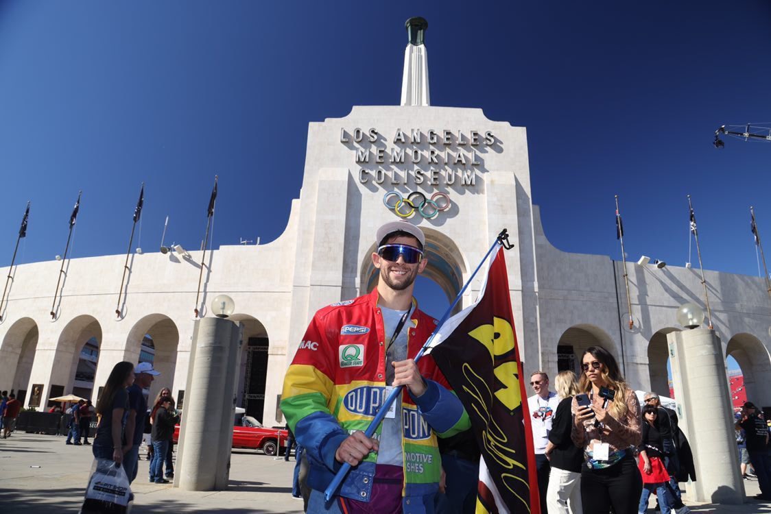 Robert Angelo tweet media