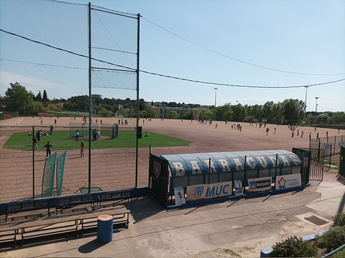 MUCBarracudas's tweet photo. ANIMATION Collège

125 élèves de 4ème du collège la Salle de Montpellier ont bénéficié d'une animation Baseball/Softball/B5 à Veyrassi.

Merci aux enseignants et à notre équipe d'animateurs !

@montpellier_ @Montpellier3m @heraultsport @MidiLibreSports @ffbs_baseball https://t.co/KIVfGSFI9I