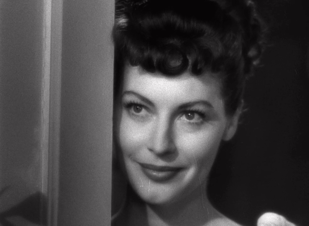 AvaMuseum's tweet photo. Ava Gardner's face card never declines 🙌 https://t.co/6yGhm4nidH