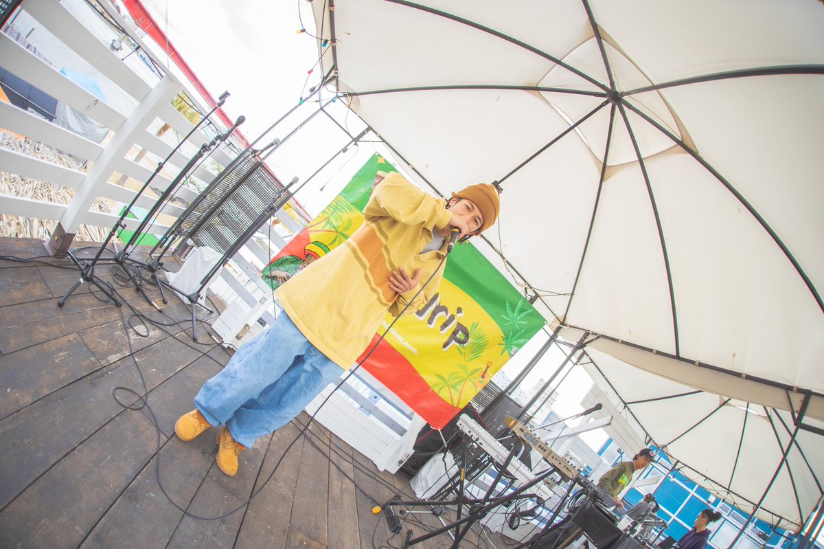 GOODRIP95's tweet photo. 関西最大級チルネスフェスティバル
「GOODRIP」です🤞🏽
写真が出来上がりましたので
順次投稿させて頂きます🔥
⚠️美男、美女出没注意⚠️
せーの、グットリ❤️🔥
#サウナ #サウナイベント
#テントサウナ #チル #ウェルネス
#チルネスフェス #トトノイ
#音楽 #フェス #関西 #関東
#GOODRIP #グットリ https://t.co/BcLqpcsiZz