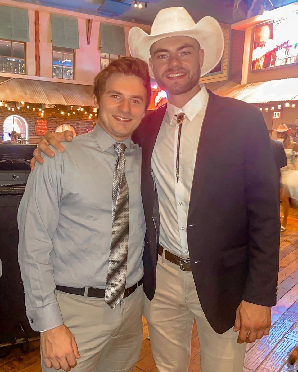 Beta_UC's tweet image. Nathan Cordonnier 
Rushed: Fall ‘17
Hometown: Bellbrook, OH
Major(s): Mechanical Engineering 
Post-grad plans: Nathan will be joining Keyence as an Outside Sales Engineer in Cincinnati, OH 
 
#seniorspotlight #thankyouseniors