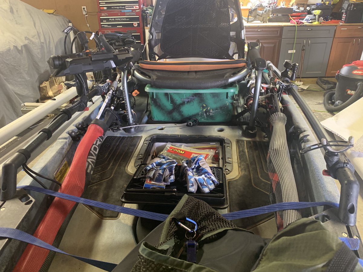 RB_Bassin's tweet image. Y’all ever sit and look and wonder what you can change up to be more efficient. And then smile and decide to change nothing, even though you want to……@caneyfoutdoors @hobiefishing @KayakBassFish #kayakkushion @Abu_Garcia #fishmonkey