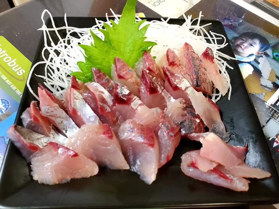 Yinji_Li's tweet photo. #Fishasfood
おうちうおーく(#家魚食) https://t.co/QSxSIGLWAf