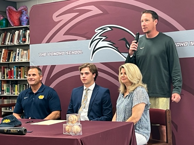 RiverviewSN's tweet photo. Here's the updated story on Slade Haney's signing with Mississippi College

https://t.co/FPjrx6xNnP https://t.co/HgEcKAyKGt