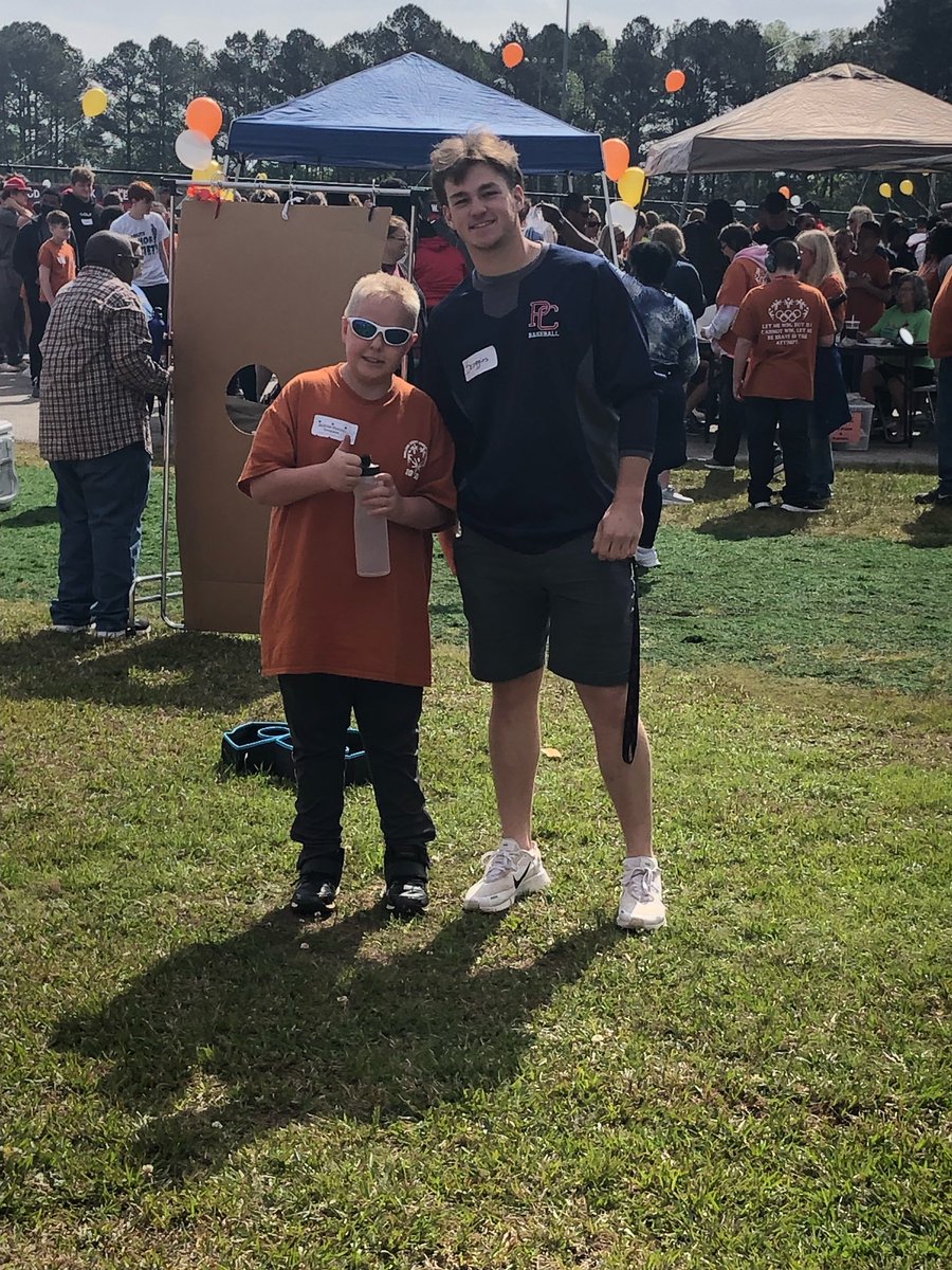 PCHSPatriots's tweet photo. More pics from todays Special Olympics https://t.co/3Fzg0oi18L