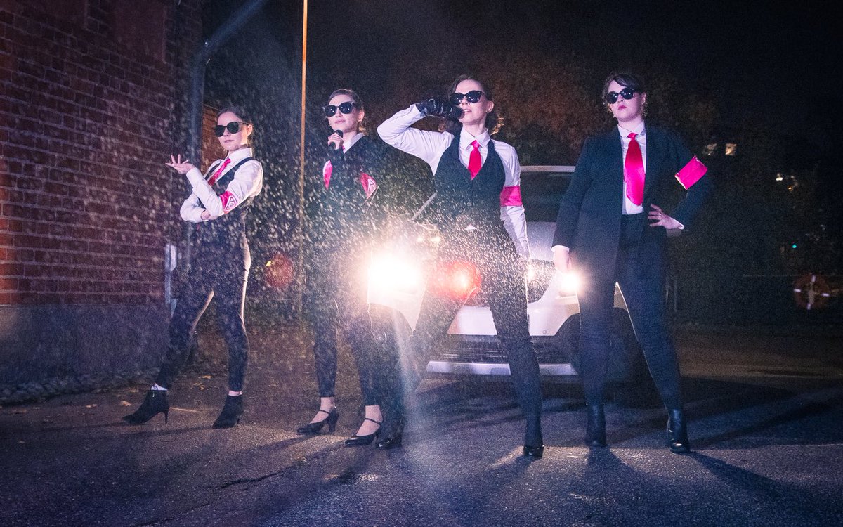 Rintamasuunta's tweet photo. The stunning cosplayers of these ladies wrote their thoughts on Future Nostalgia Hypmic CMV - read more in our Instagram! https://t.co/snvQlTj3n9

📷: 1-2 @Kkitiii, 3-4 @megurinemagnet https://t.co/iIo5AqZ5NU
