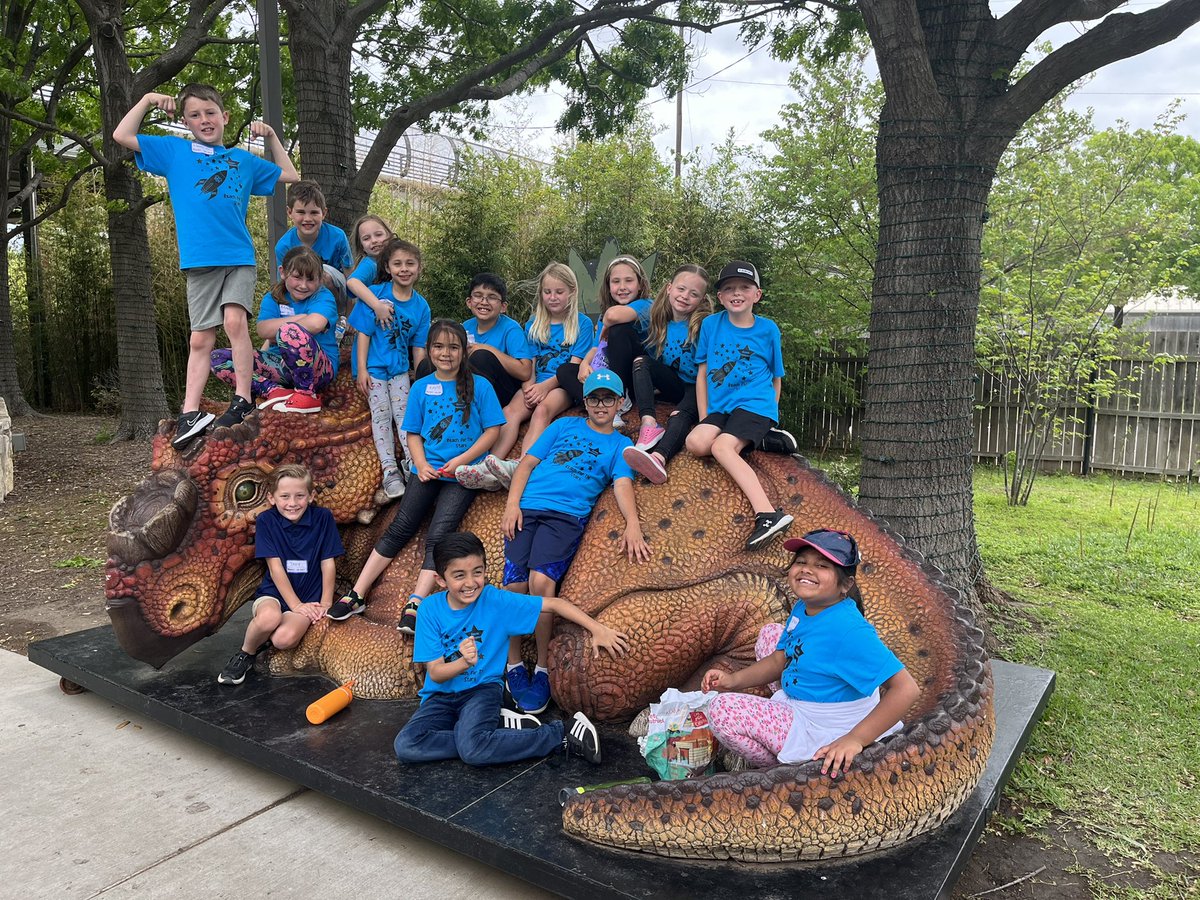 Cheetahs, Elephants, and Dinosaurs?! Oh my. #reevesachieves #reeves5