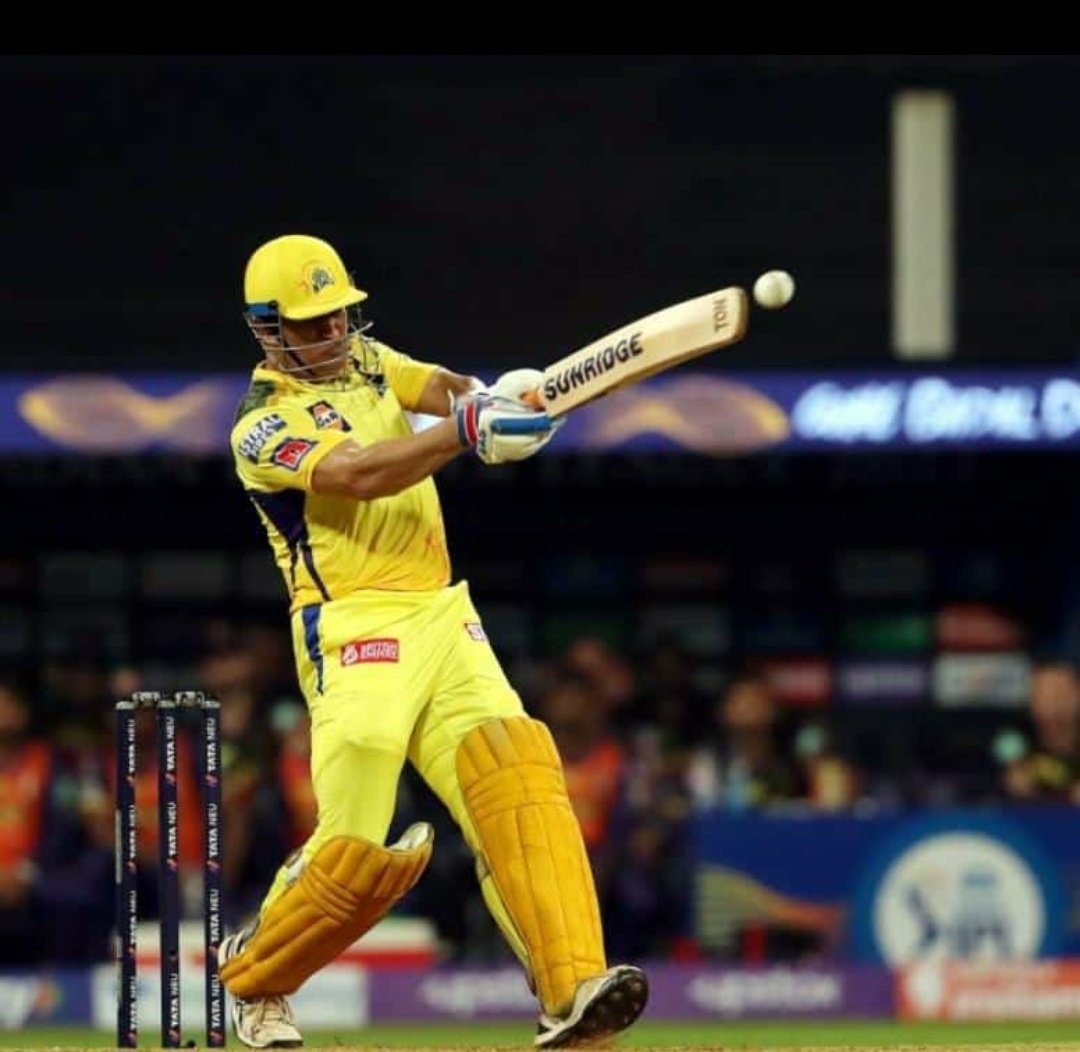 Shreyas24___'s tweet photo. The greatest finisher in the game's history says 'Hellooooooooooo! Another chapter to his long book of last-over finishes. How nerveless is this man?
#Dhoni #CSK https://t.co/jNmy1l2yEc
