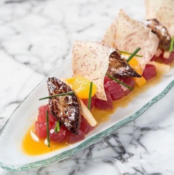 TenStrawberrySt's tweet photo. Wondering how to impress those guests? Find inspiration from our awesome #glassplates !

👉 #SimpleElegantAffordable 

#dinnerware #cheflife #chefs #chefstalk #cuisine #instagood #instafood #swag #wholesale #lifestyle #foodism #foodstagram https://t.co/d587WP9X6Z