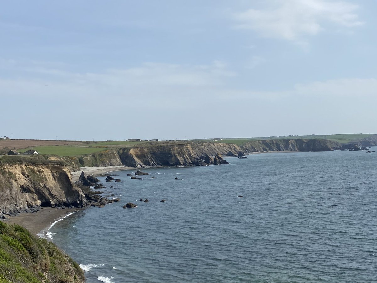 Mountclare4's tweet photo. Tough week to be in Waterford for Tipp folk. Stunning Waterford coast #coppercoast makes it very bearable https://t.co/zQKrpGGJJZ