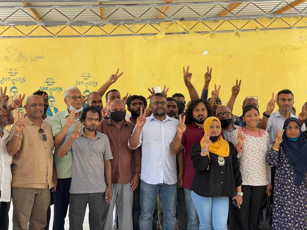 Mohamed61203228's tweet photo. އަފިރިން މިތިބީ ވަރަށް ބަދަހިކޮށް. އިރާދަކުރެއްވި ފެހޭ ފަސޭހަކޮށް މިކަން ކާމިޔާބް ކެރާށިއެ.  ⁦✌️💪🏻
 = އައްޑޫ / މަރަދޫ =
#MDPhingaalan 
@faya_i @Roxeyna https://t.co/I0aTdvK1XK