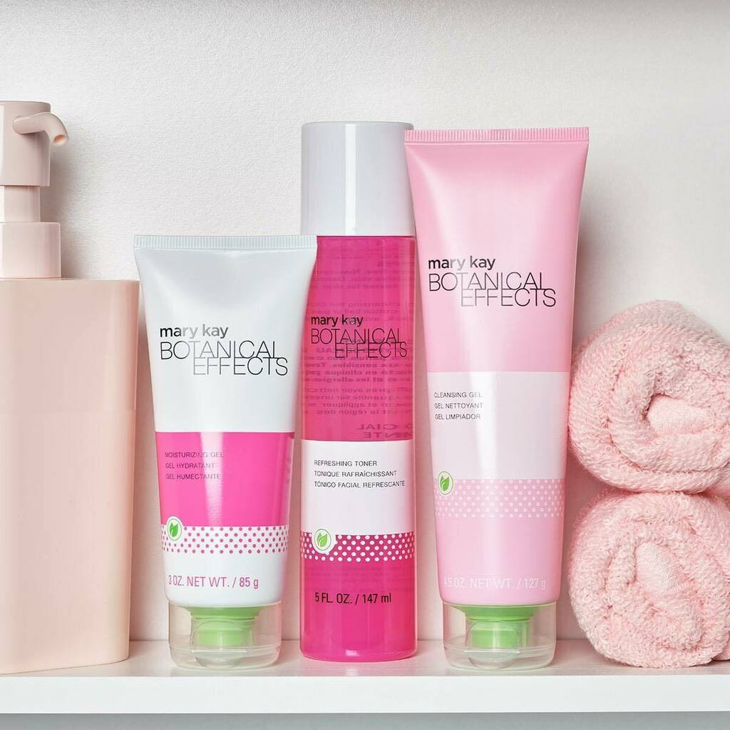 springmgaskill's tweet image. Simple skin care for the win.🏆

The Botanical Effects Regimen is perfect for those who are new to skin care. This simple, nutrient-packed regimen helps put skin back in balance, leaving it nourished, refreshed and healthy-looking.

#Dragonfruitextract #aloeextract #dragonfru…