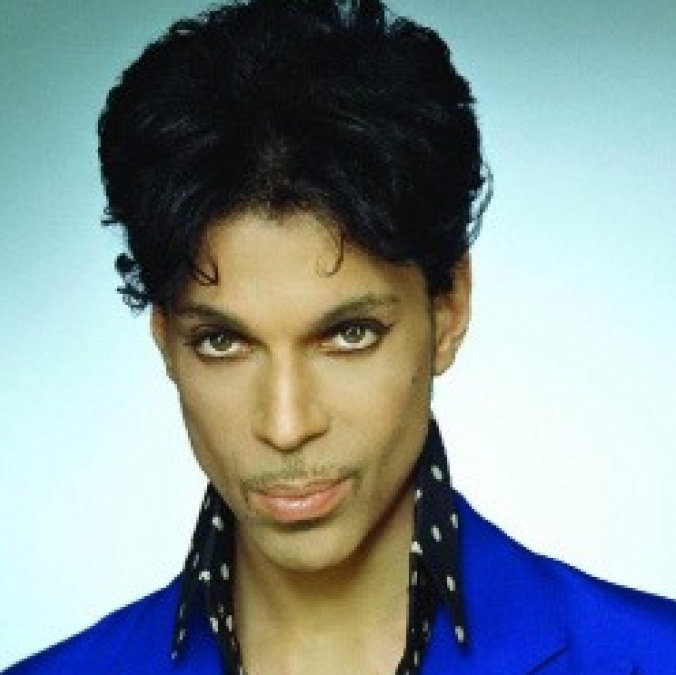chesterjohnsonj's tweet photo. 6 years ago today, a musical genius made his way back home to Heaven. Though he is physically gone, he lives with us everyday through his music. Thank u @prince 4 the #Hits because your music will never die. #RIPPrince #InGodsCare #TheBestToEverDoIt 🙏🏾 https://t.co/jijjyrro2n