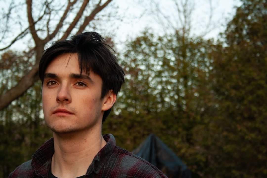BloodyFirstDate's tweet photo. #ShoutoutoftheWeek: @JamesWeishaar
James portrayed another individual who met their end with the murder. Follow the thread to hear what he has to say about his experience
--
#actor #studentfilm #stunts https://t.co/AaUcKwinMf
