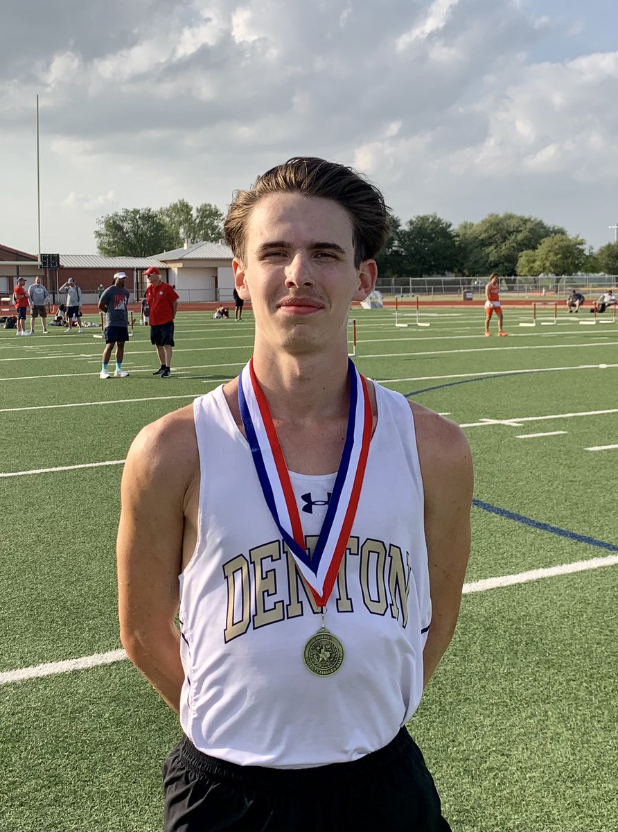 Junior, Wyatt Athey WINS the 1600m to qualify for Regionals!! <a href="/Denton_High/">Denton High School</a> <a href="/dentonisd/">Denton ISD</a> <a href="/DentonISDSports/">Denton ISD Athletics</a>