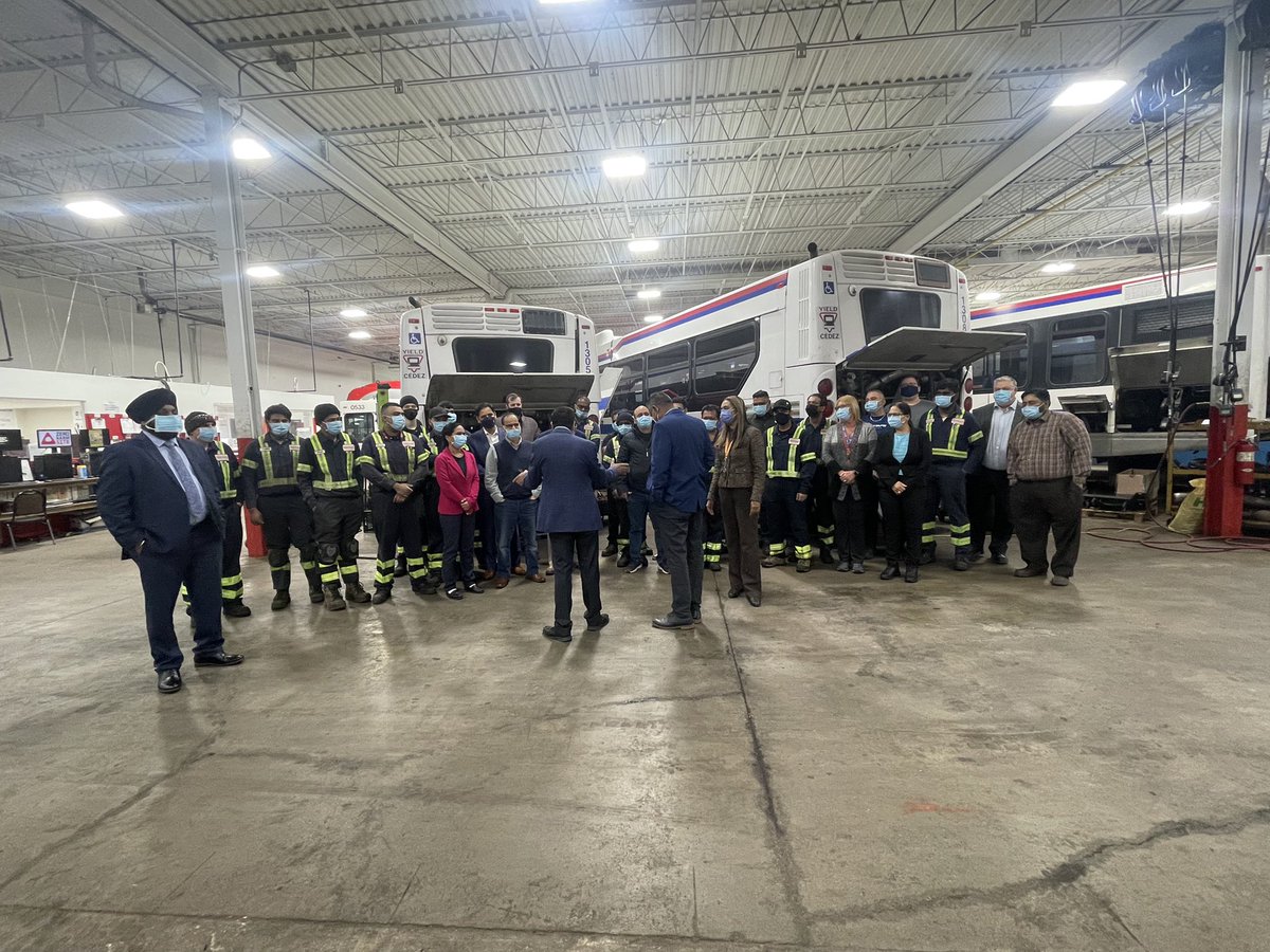 DeepakAnandMPP's tweet photo. I was thrilled to meet hard working #skilled team of Bus Group of Companies. #MississaugaMalton based business is supporting frontline responders, businesses &amp; communities by maintaining &amp; repairing 3000 buses, heavy equipment &amp; emergency vehicles. Working together to #Getitdone https://t.co/5YbGZyg3Tu