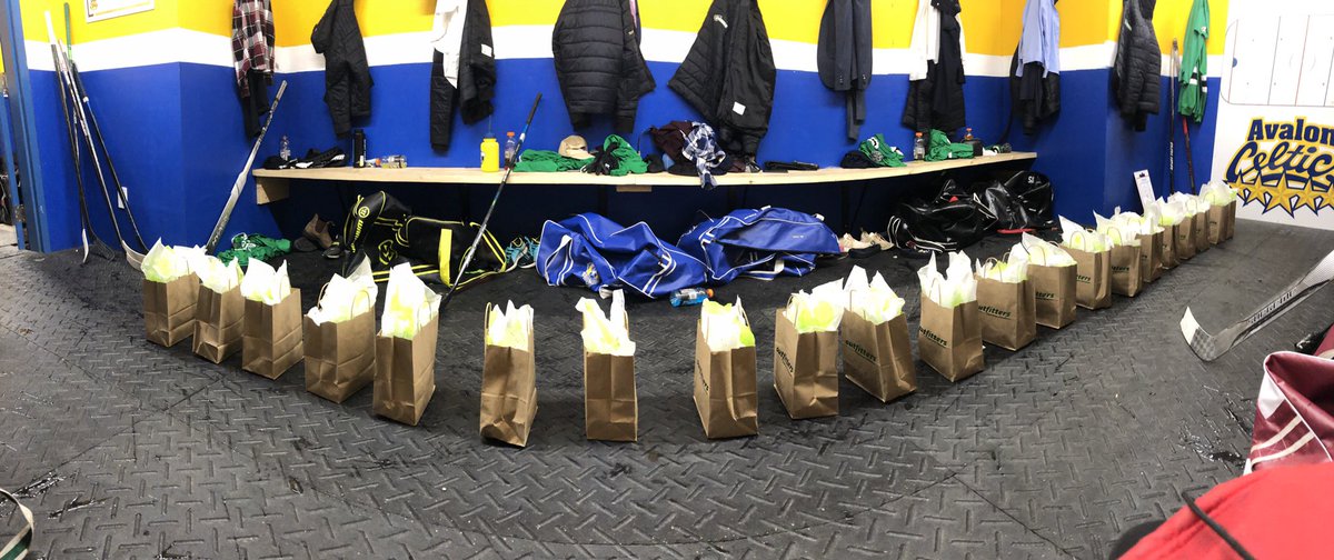 We secured a point before going into game 2 of the Provincials in a tough battle to tie with the felines. POG and dog with the bone is Jack Davis who put the “Jack” in Jackal today. Picture to come 😂 as blizzards and loot bags took over. <a href="/DJHLnews/">@djhlnews</a> #wilddogshowling