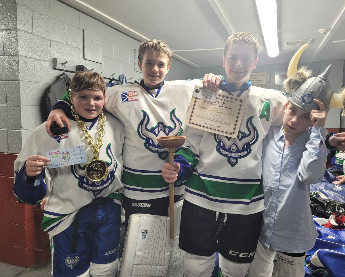 Second win of the day vs Southern Shore @HkyNL Provincials! Congratulations to Tournament POG Ryan Buckle, <a href="/CojonesTacos/">Cojones Tacos & Tequila</a> Warrior of the Game Alex Whiffen, earning the <a href="/customedgenl/">Custom Edge Pro Shop</a> Golden Plunger was Matthew Oliver and Dylan Hickey was <a href="/boosterjuice/">Booster Juice</a> 'Money'! @PmhaWarriors 💙🏒💚