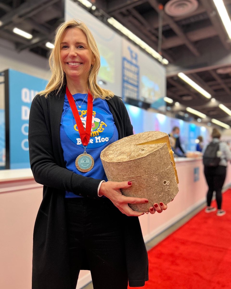 CowsCreamery's tweet photo. A very exciting day in Montreal for COWS Creamery 🥇 

Our Avonlea Clothbound Cheddar has been named the Grand Champion overall at the SIAL International Cheese Competition ⭐️ 
@SIALCANADA 

Thank you to @dfc_plc for having us as part of your booth! A great event! https://t.co/qZmGmDKLNq