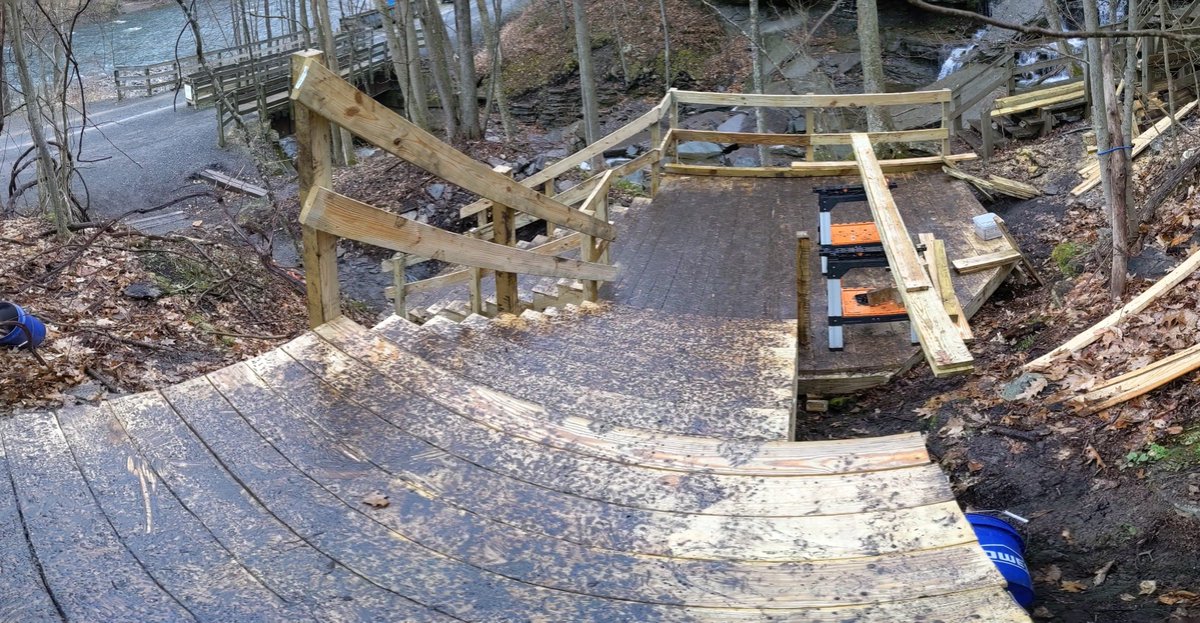 RovingTrailCrew's tweet photo. The #TurkeyPath is starting to take shape! #PAOutdoorCorps https://t.co/FWwoGIuCVK