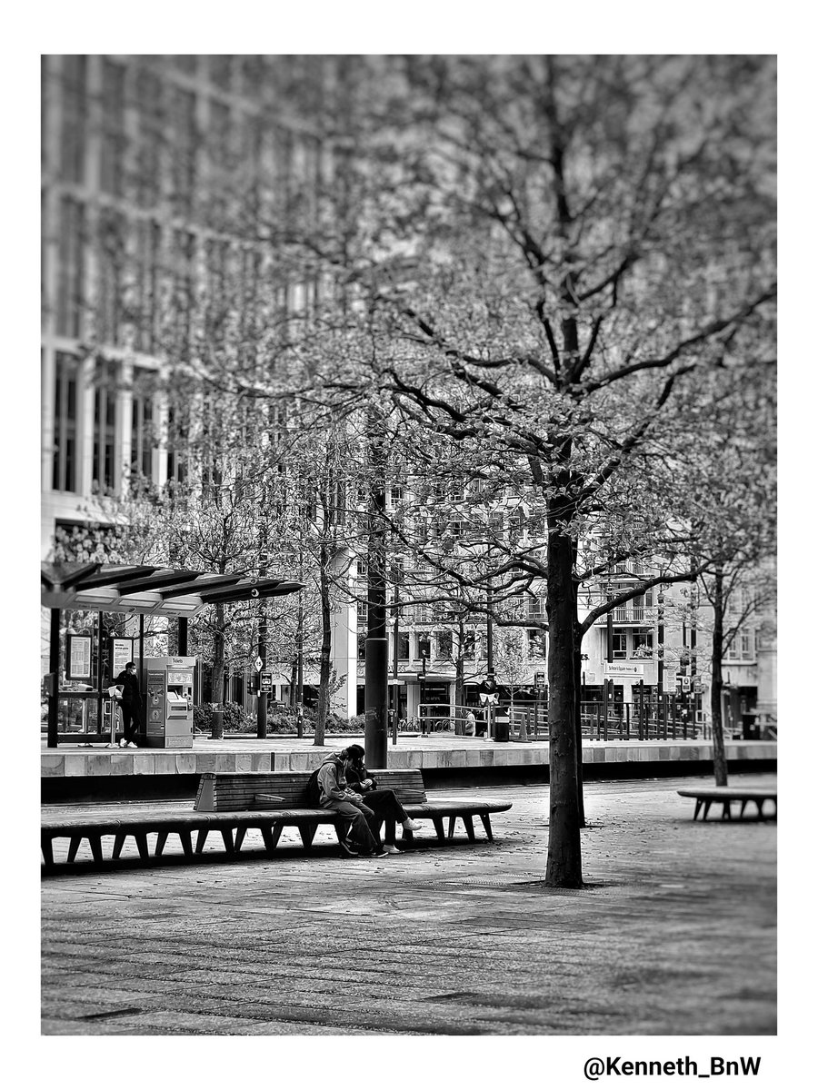Kenneth_bnw's tweet photo. Shot on 📸📱: Samsung S20 FE
----------
#manchester #streetphotography #Photography #photographer #blackandwhite #bnw #bnw_captures #bnwphotography #Monochrome #SamsungGalaxy #withGalaxy #samsung #streetphotos #photooftheday
#appicoftheweek https://t.co/r3yAHG8XHE