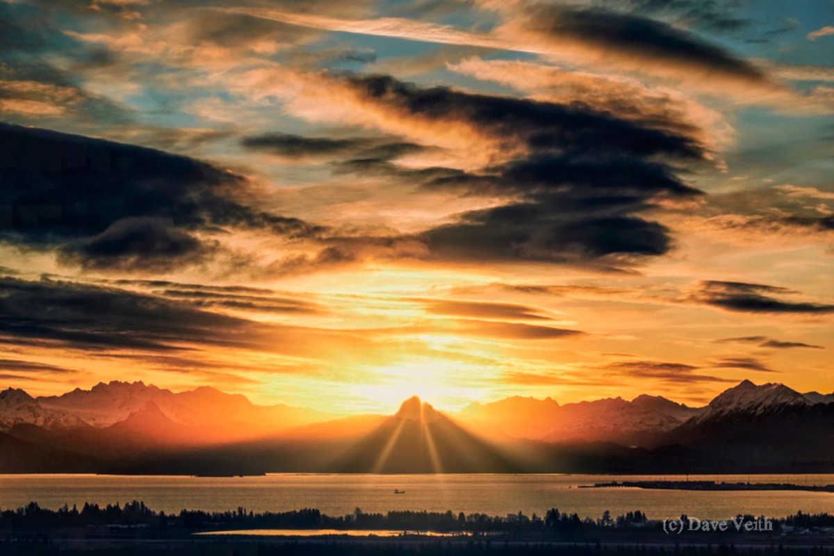 dloop1's tweet photo. China Poot Sunrise - Kenai Mountains, AK
#travel #naturephotography #photography #beautiful #travelphotography #adventure #alaska  #landscapephotography #Alaskalife #captureAlaska  #kenai https://t.co/M6XORSZA8m
