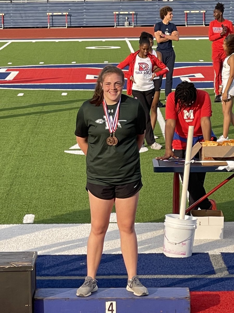 Waxgirlstrack's tweet image. Shot medal ceremony