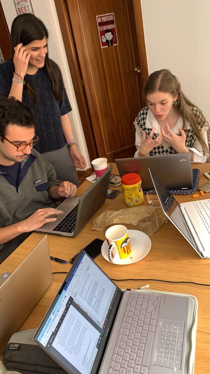 HelianHunland's tweet photo. The Helian &amp; Hunland team has been practicing for D-DAY!!! A lot of hard work to be fit for The Hague ‼️

BTW rumor has it María Revert makes very tasty tortilla de patata but we’re still waiting to confirm 😒

Also, Carlos is not a @valenciacf supporter, he likes @cdnumancia 😳 https://t.co/mBtl3ZkEKQ