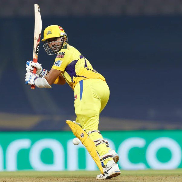 robbieuthappa's tweet photo. A special one for me...200th with a sweet victory! Solid @ChennaiIPL ...can never get tired of seeing @msdhoni finish it in style 💛💛💛 #Yellove #WhistlePodu https://t.co/1G6hdvSXiQ