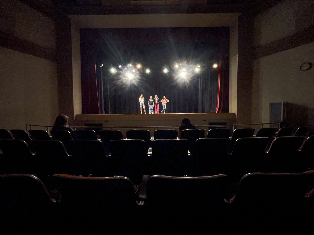 BrittneeGeorge's tweet photo. Great things are happening on the Standard stage! #TheatreMatters #ArtsAdvocate #SSDWeCare #DramaTeacher @StandardWarrior @StandardSchools https://t.co/u4aDgSifP3