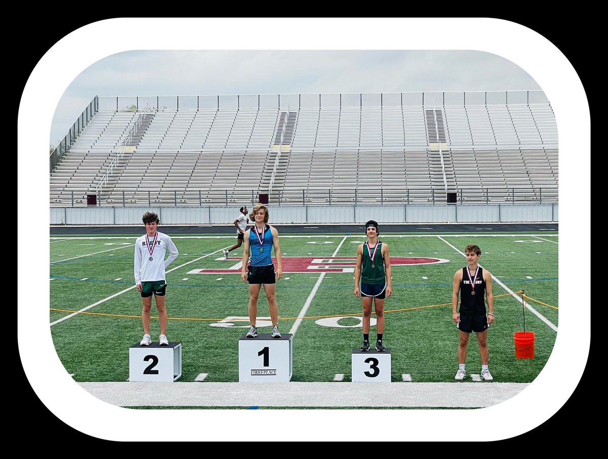 Congratulations to BJ Abarca. He finished 4th in the mens PV advancing to Regionals.<a href="/TheColonyHS/">The Colony HS</a> <a href="/LISDsports/">Lewisville ISD Athletics</a>