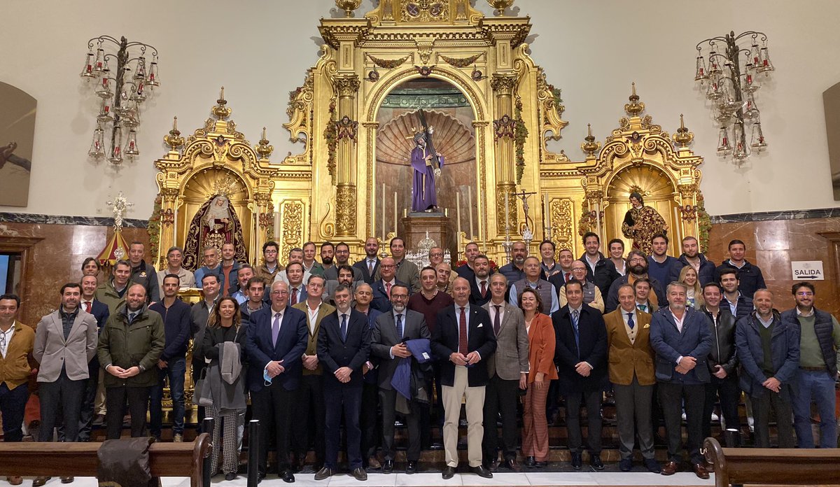 Los enlaces y canastillas de nuestra Hermandad han asistido a la celebración de la misa de Acción de Gracias por la pasada Estación de Penitencia. 

Que el Señor del Gran Poder y la Stma. Virgen del Mayor Dolor y Traspaso os premien por vuestro trabajo y servicio a los hermanos.
