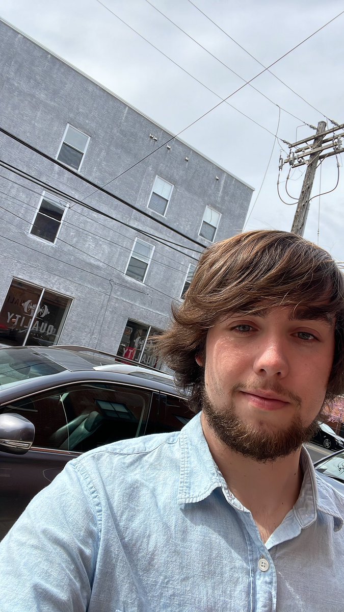 AlexSStarr's tweet photo. @thespiss3 spoons in Philly https://t.co/U3d1i4Txyn