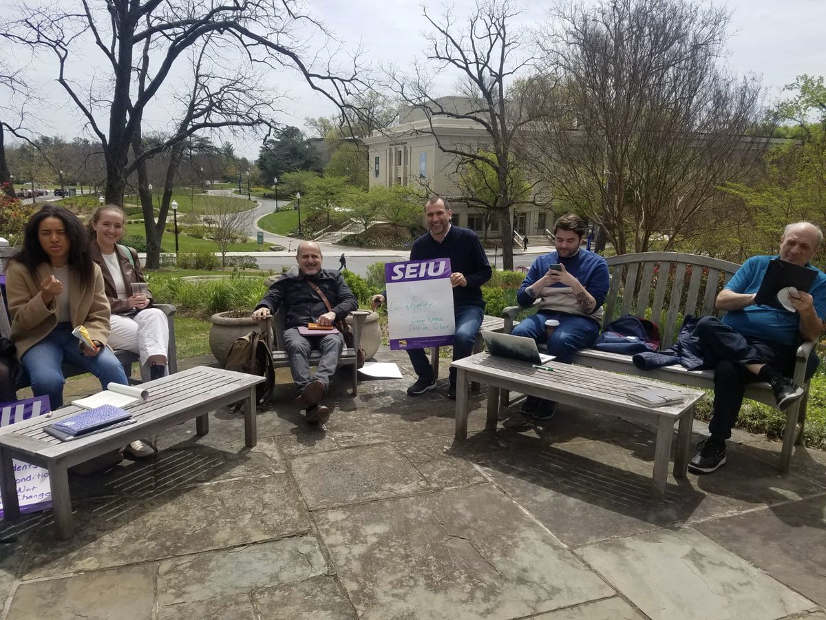Holding office hours outside @SylviaBurwell's office with my colleagues from @austaffunion and @AUGradUnion! #AUChangeCantWait