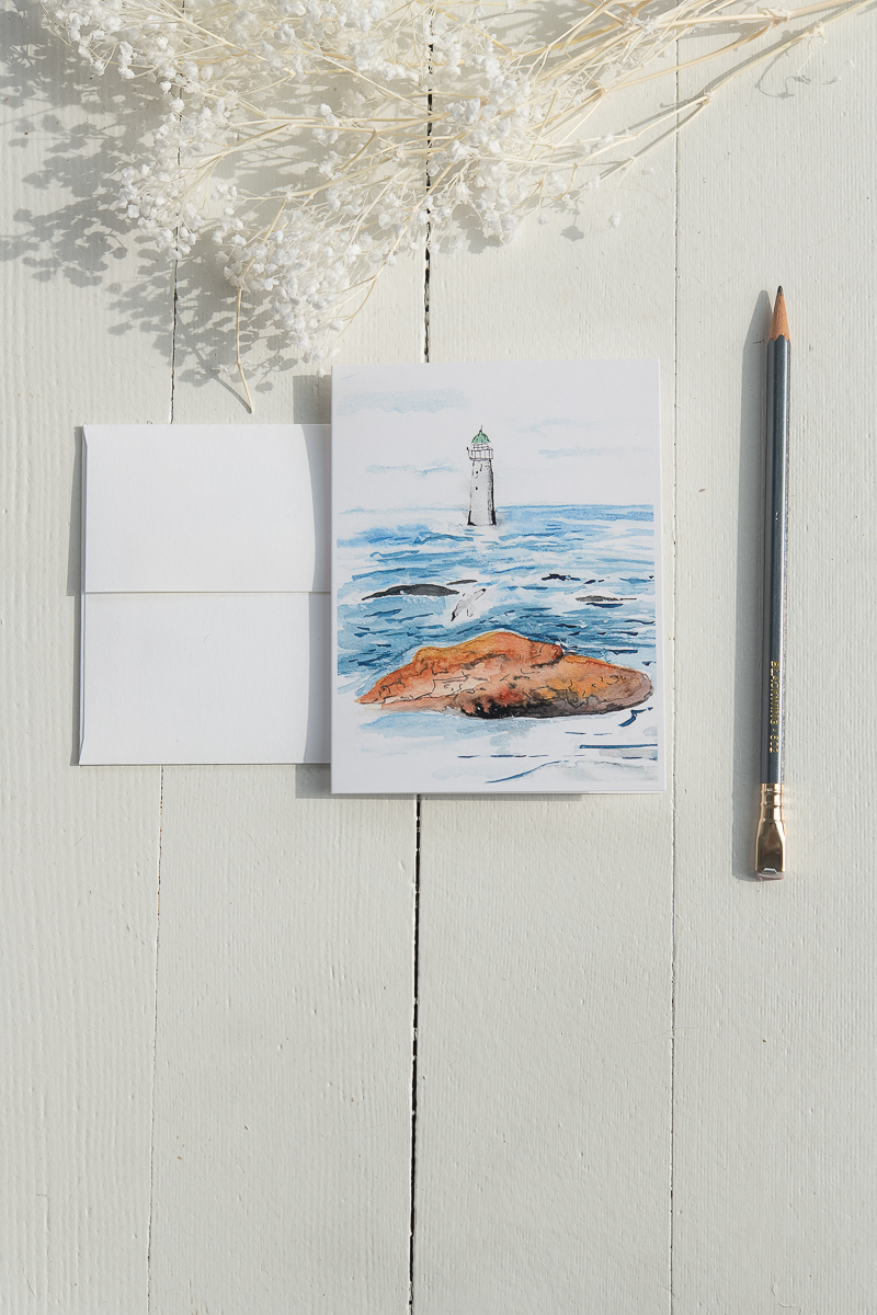 Just dropped off a bunch of note cards to Board143.

You can shop online if you're not local: shop.findingsilverpennies.com

#notecards #stationery #watercolors #prints #minotlight