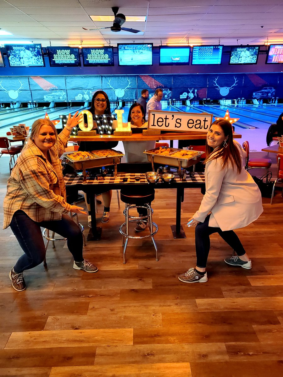 IntelicaCRE's tweet photo. Our PM team went to @Bowlero for a bit of fun and collaboration! We are all about creating a foundation for a healthy company and of highly motivated, happy employees. Getting off campus is just a bonus! #intelica #CRE #RealEstate #StLouis #STL #Missouri #teambuilding https://t.co/UjkzeRkfOM