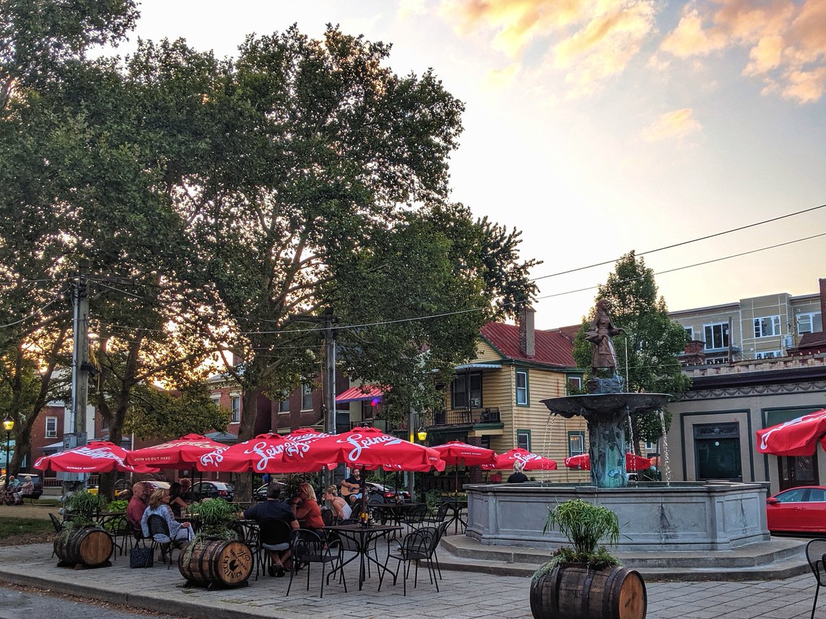 Live outdoor music starts TONIGHT!

Kyla Johnson will be opening our summer performance series on The Square tonight from 6PM - 9PM

Come join us