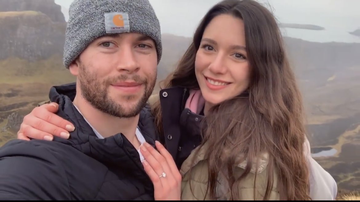 glasgow_clan's tweet photo. Many congratulations to @dysice26 &amp; Taylor on your recent engagement. Wishing you many happy &amp; enjoyable years together 💍 💜 https://t.co/QU8iYPRgPJ