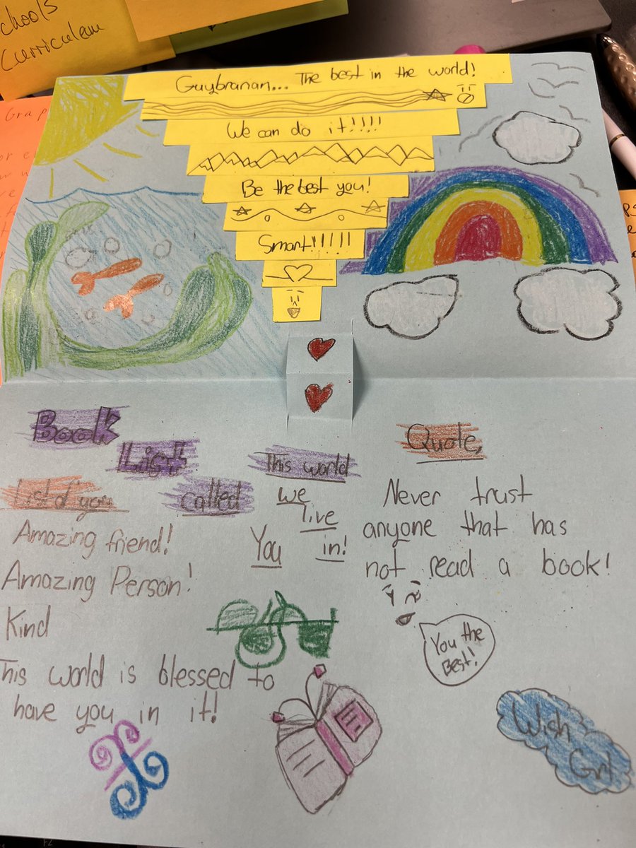 Thank you so much to Ms. Crawford’s 4th Grade class for the wonderful thank you cards for National Librarians Day! I’m lucky to be the #guybrarian at this wonderful school! 😃#nationallibraryweek #blackshearfinearts #AISDProud