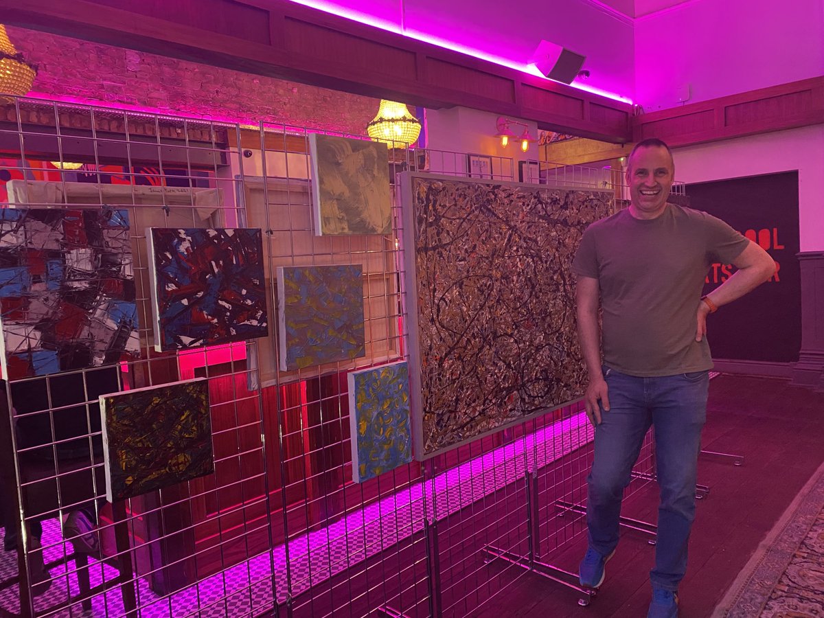 MarieNSNO's tweet photo. ⁦@livartsbar⁩ ⁦@mrjamieyates⁩ #amazingdisplay #greatachievement #neverlookback 💙🤩👍x https://t.co/aWr91SjhJz