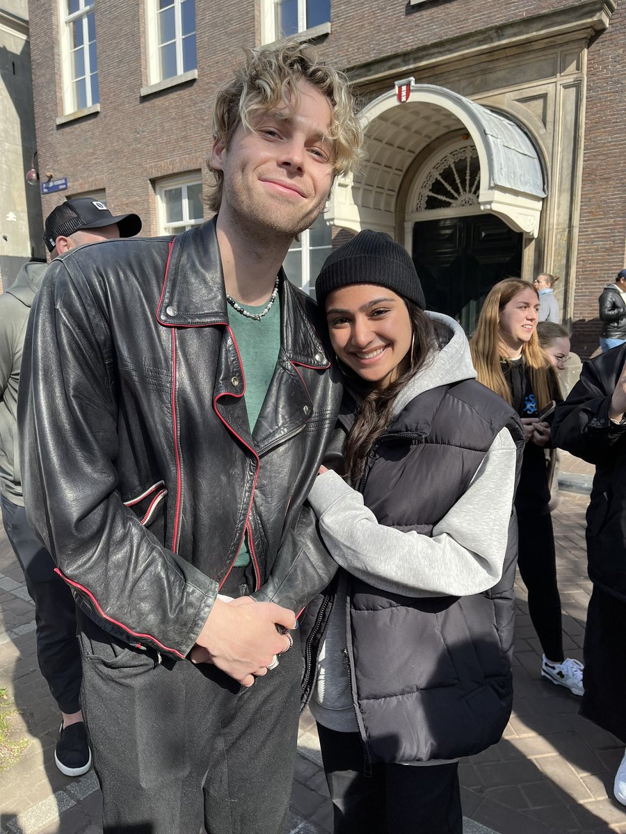 effortlesslyan's tweet image. The glo up y’all @Luke5SOS