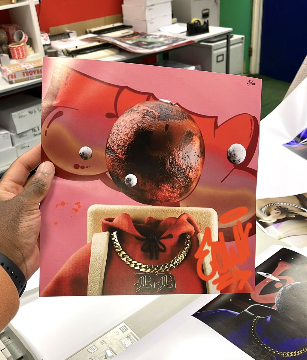 Boogs' Universe NFT (@boogsuniverse) on Twitter photo Time to kick things off with the first of our 30 physical giveaways!
One a day till we hit 30! 🎁
All you’ve gotta do is…
🌍 Follow <a href="/BoogsUniverse/">Boogs' Universe NFT</a> and RETWEET Time to kick things off with the first of our 30 physical giveaways!
One a day till we hit 30! 🎁
All you’ve gotta do is…
🌍 Follow <a href="/BoogsUniverse/">Boogs' Universe NFT</a> and RETWEET