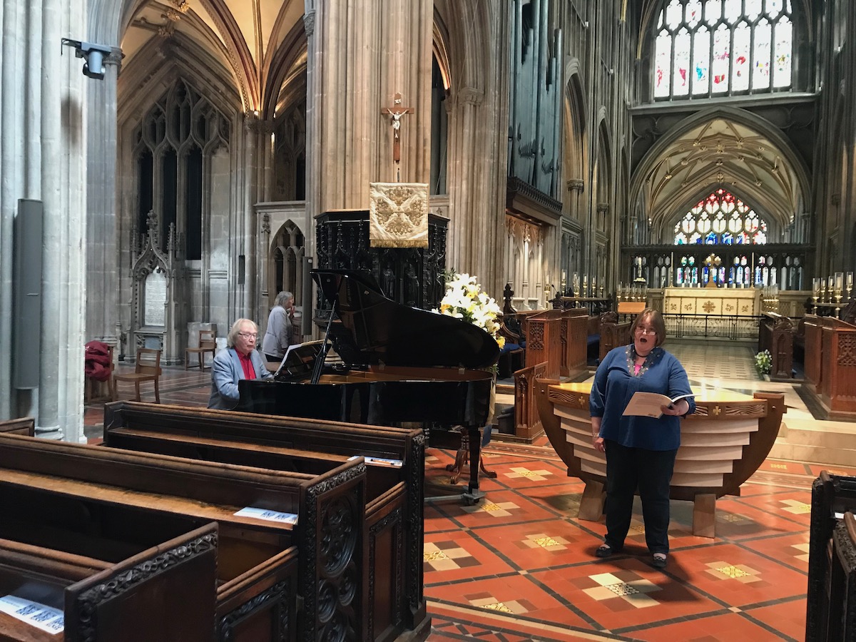 TarnhelmOpera's tweet photo. Photos of today's rehearsal in St Mary Redcliffe Church, Bristol, for our Wagner Highlights concert this Saturday.

Whether you're new to opera or an afficionado, join us for an evening packed with #richardwagner musical treats!

Reserve your seats now:
https://t.co/cUScIx3tqq https://t.co/wJBtBJMQTP