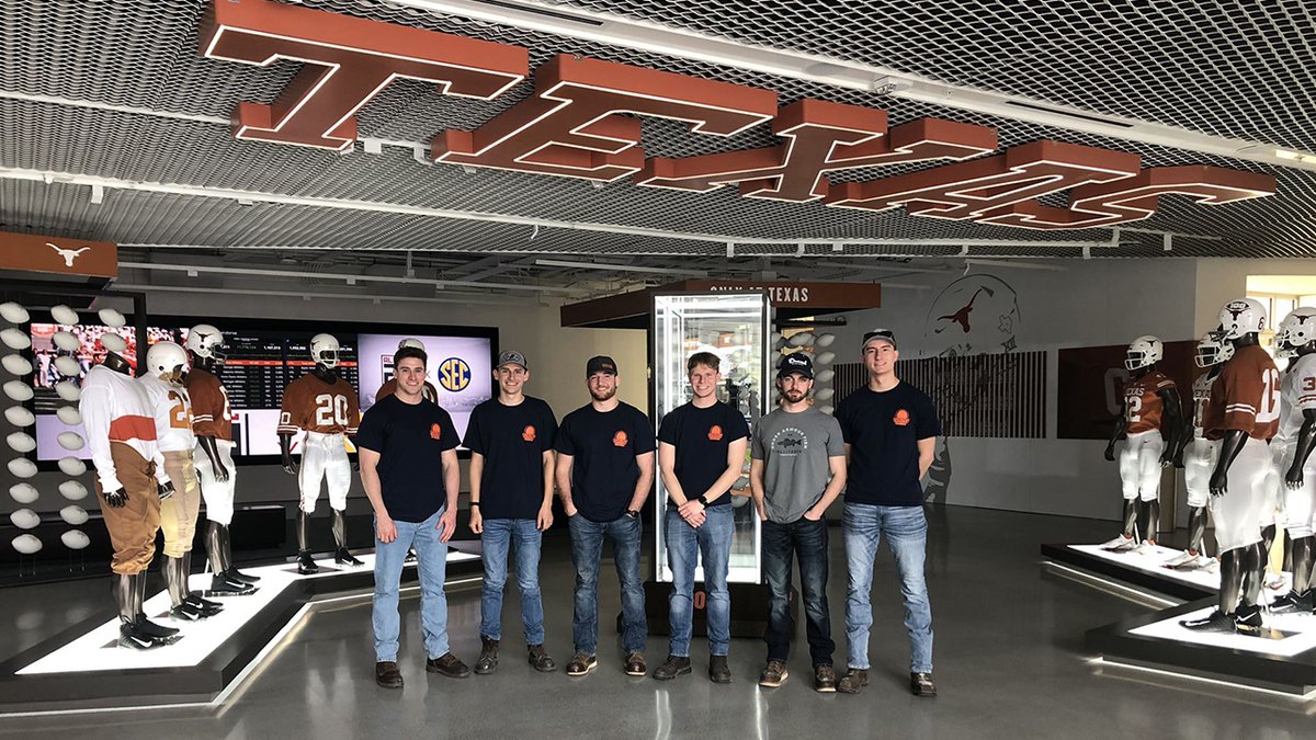 uwplatteville's tweet photo. Congratulations, Pioneers! Read more: https://t.co/kNWwfsWWIC #uwplatteville https://t.co/iMpMxcJqk2