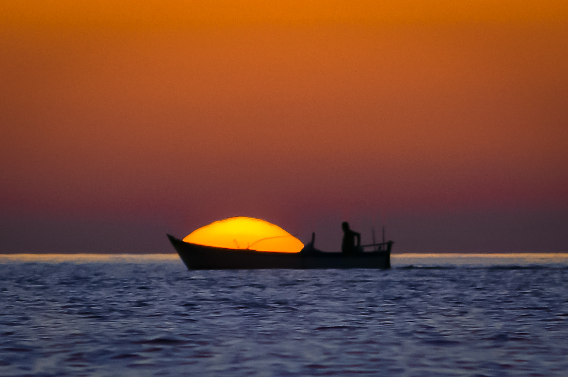Gn photographers 
'' fisherset '' is available on  <a href="/opensea/">OpenSea</a> 
0,02 ETh

#NFTCommmunity #OpenSeaNFT #OpenSeaCollection #nftcollector #nftcollectors #foundationCommunity #FoundationNFT #NFTCollection